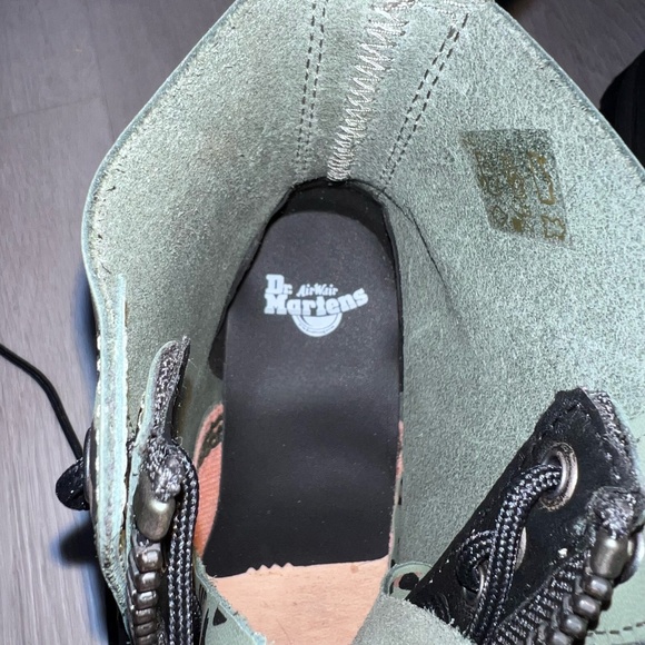 NEW! Dr. Doc Martens Sinclair Distorted Leopard Print Platform Leather Boots - 6 - Picture 9 of 9